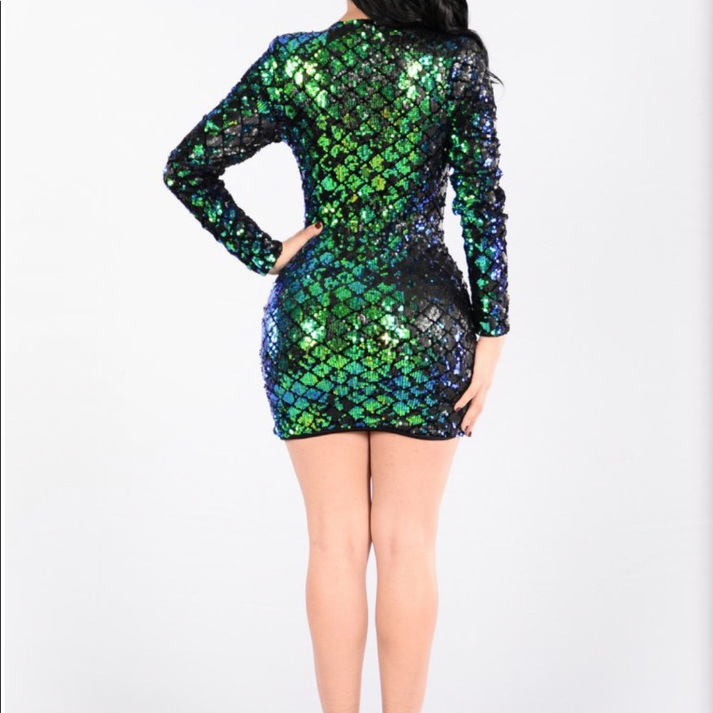 Beautiful multi color sequin dress - Picture 2 of 2